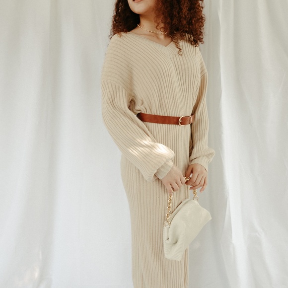 Oatmeal Lauren Oversized Sweater Dress - Picture 5 of 10